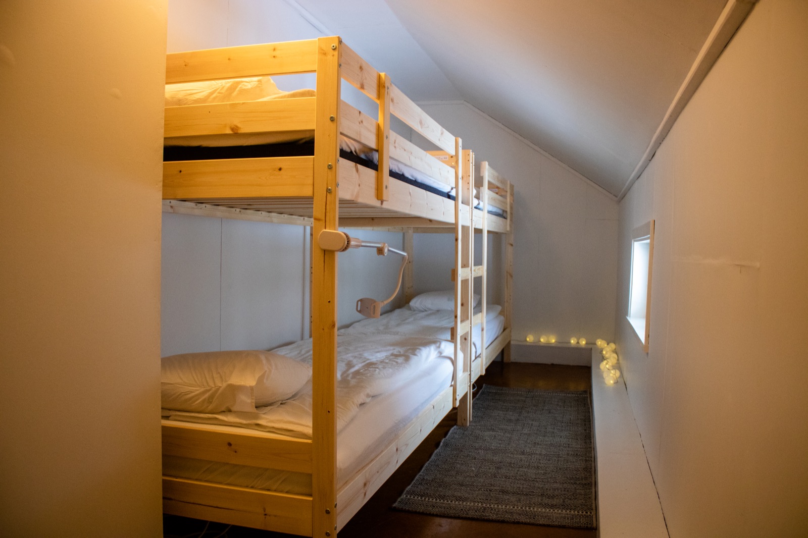 Loftrum med våningssängar