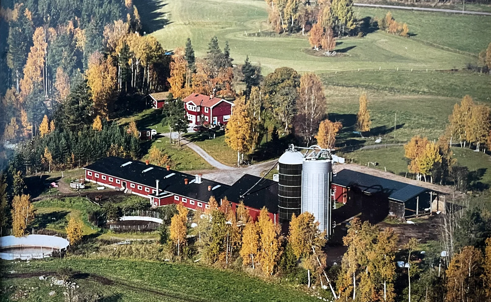 Tronsgården i Aspeboda — flygbild